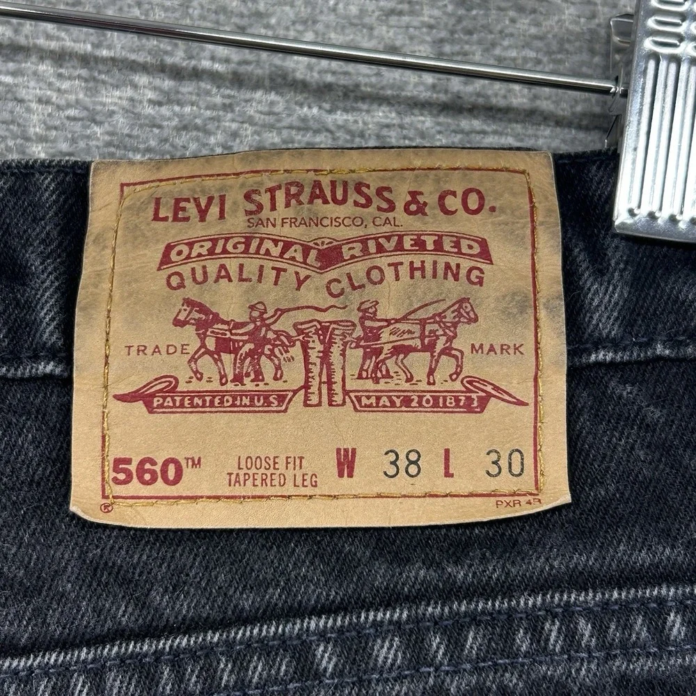 Levis Vintage Loose Fit Jeans Men Size 38x30 Black Denim Cotton USA Y2K 90's